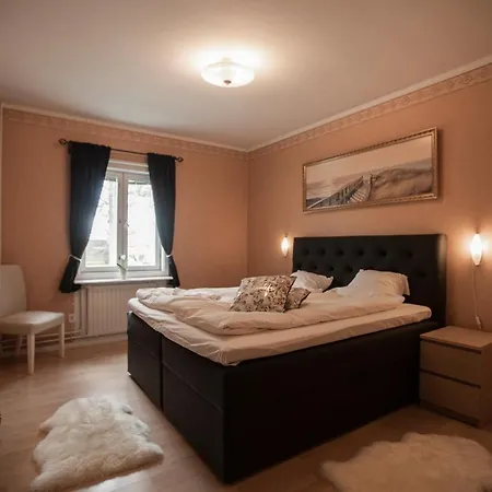 Klintvaegen * Μάριεχαμν